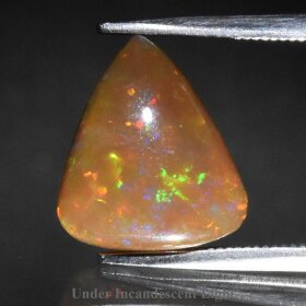 Opal Naturalny 2,94ct na Śliczny Wisiorek - video - GOP2127