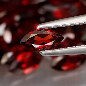 Granat Naturalny Rodolit Markiza 6x3mm Sztuka Czysty - KGR1350