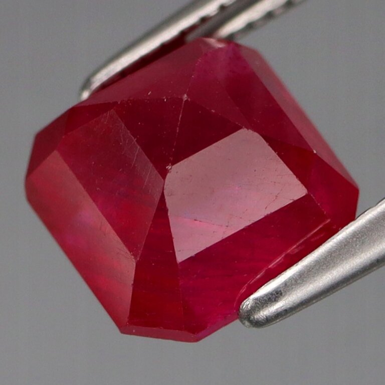 Rubin Naturalny 3,27ct ok. 7x7mm Śliczny na Pierścionek - video - ARB7198 (2)