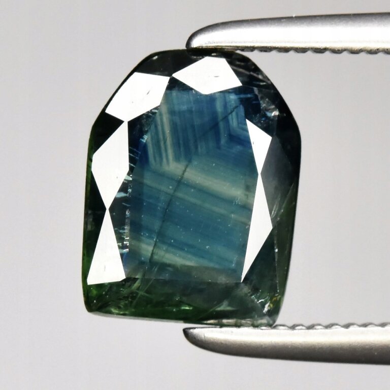 Szafir Naturalny 1,10ct Świetna Fantazyjna Forma - video - HSA7161 (1)