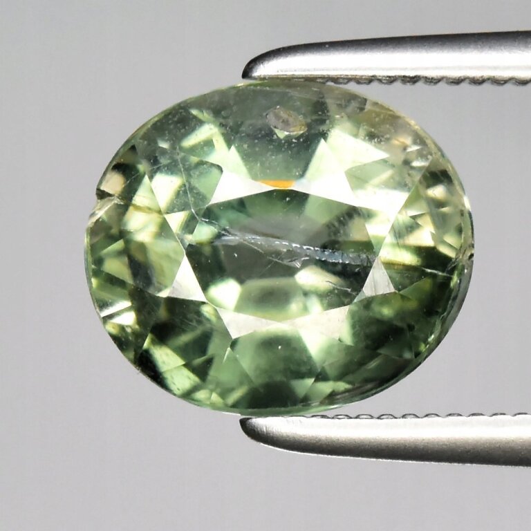 Turmalin Naturalny 2,30ct Śliczna Barwa - video GTR2305 (1)