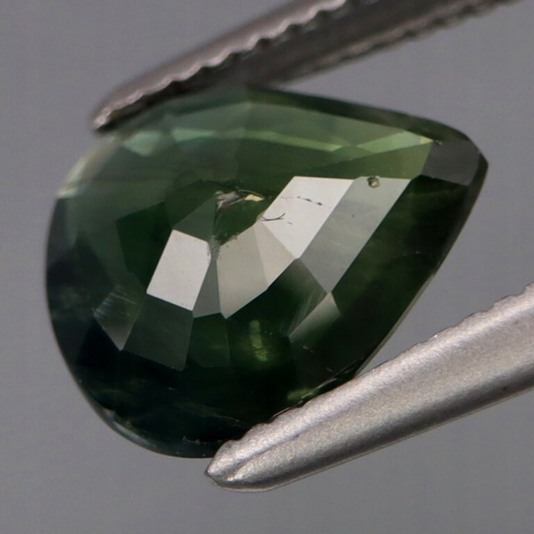 Szafir Naturalny 1,67ct Śliczna Zielona Łezka - video - HSA7101 (2)